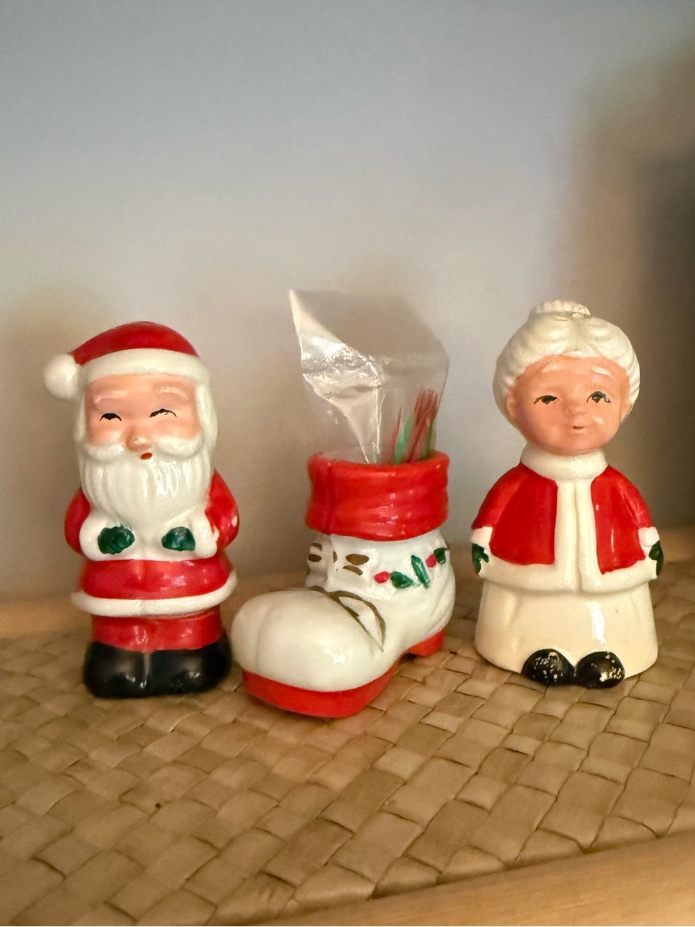 Vintage Japanese ceramic salt & pepper shakers Santa & Mrs Clause boot toothpick